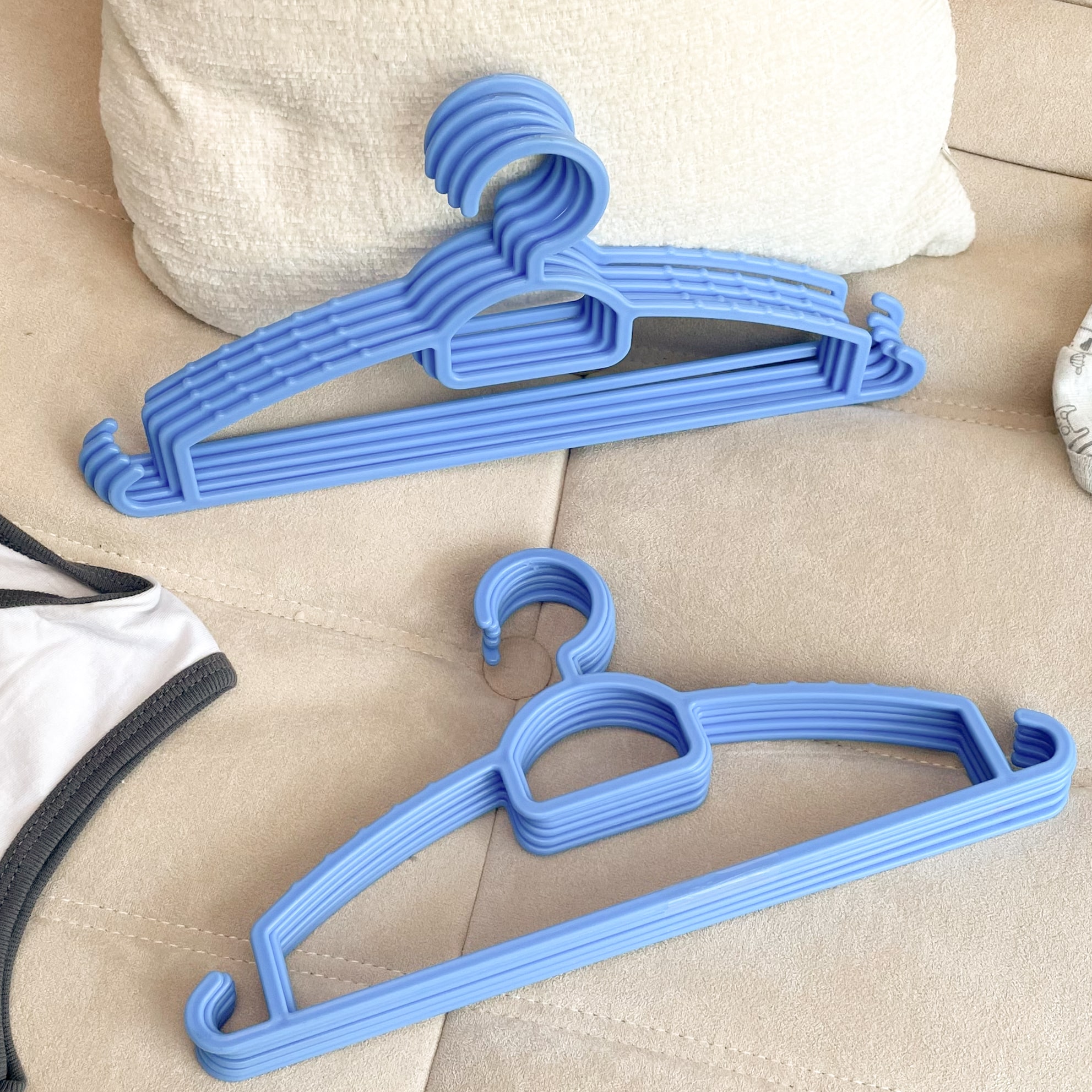 baby hanger